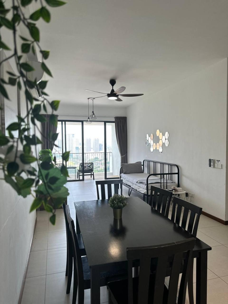 The Landmark Comfort Relax Spacious Sea View By Iz Tanjung Tokong 外观 照片